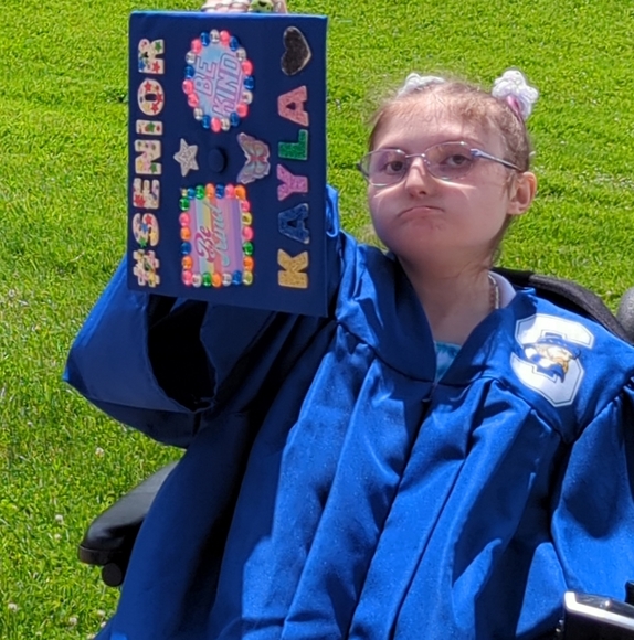 Meet your Posher, Christine 🌞🌻 - Picture 9 of 14